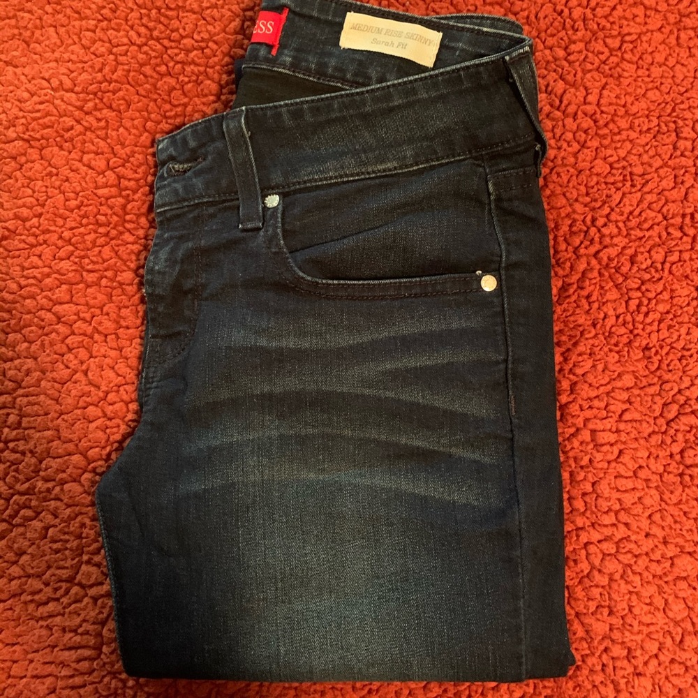 Sarah Fit Guess Skinny Jeans